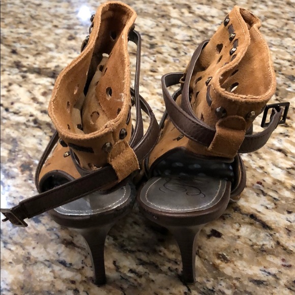 Fergie Heels Brown - Picture 4 of 5